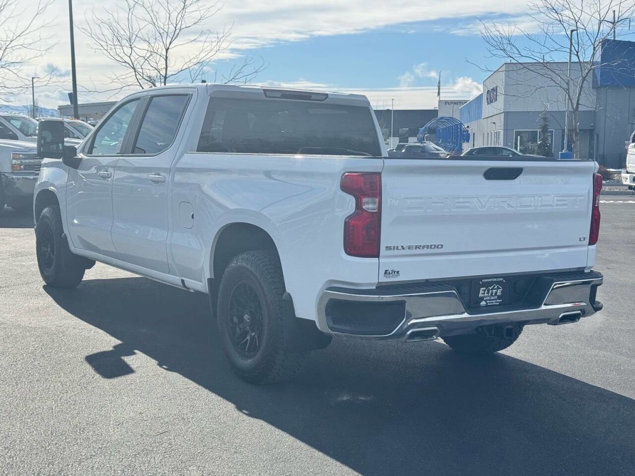 Used 2020 Chevrolet Silverado 1500 LT w/ Convenience Package image 8