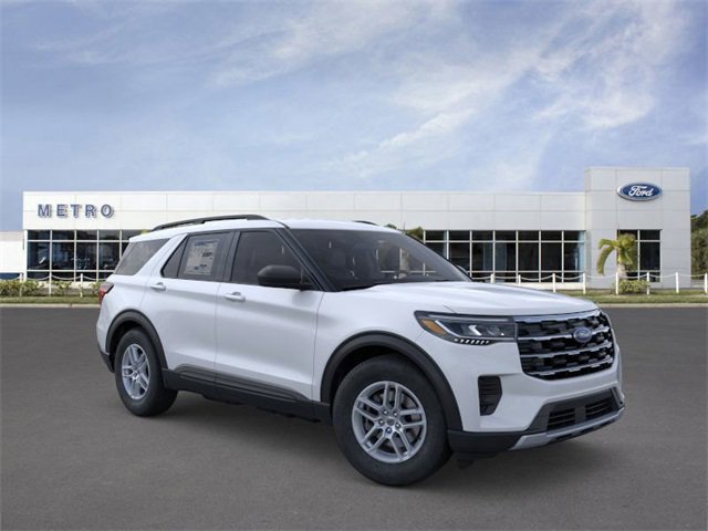 New 2026 Ford Explorer Active image 7