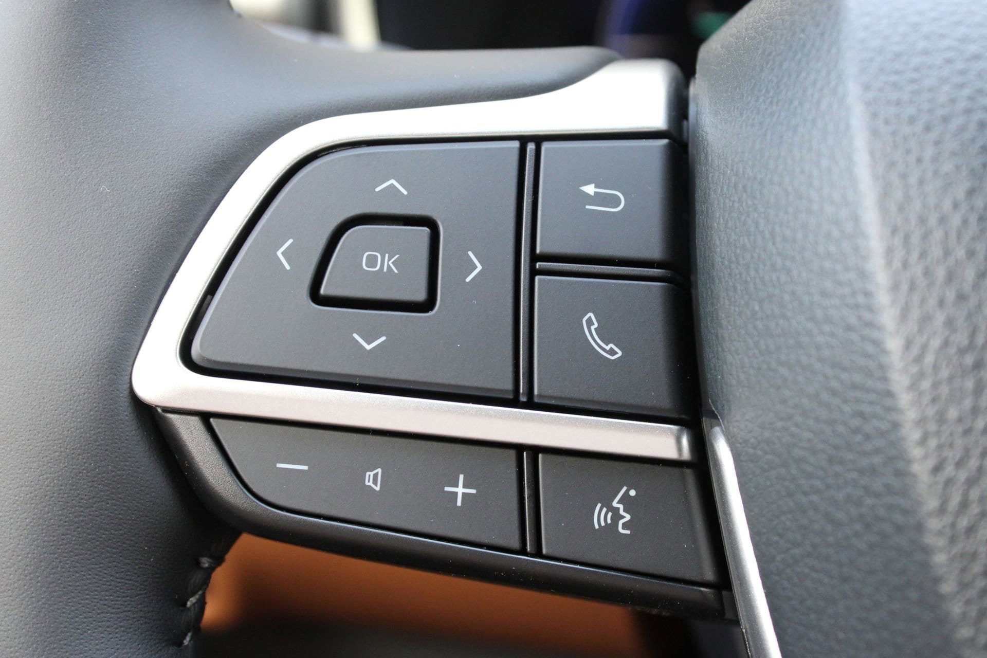New 2026 Toyota Highlander Platinum AWD/4WD image 38