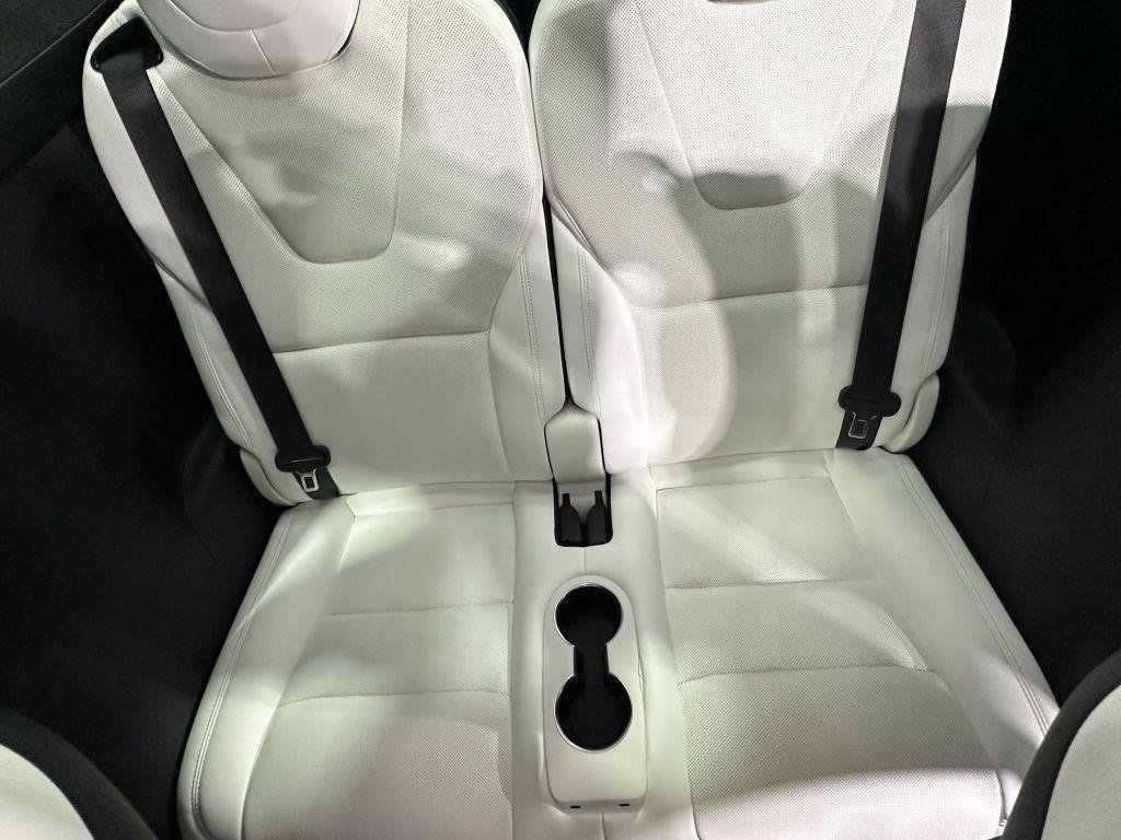 Used 2023 Tesla Model X Plaid image 24