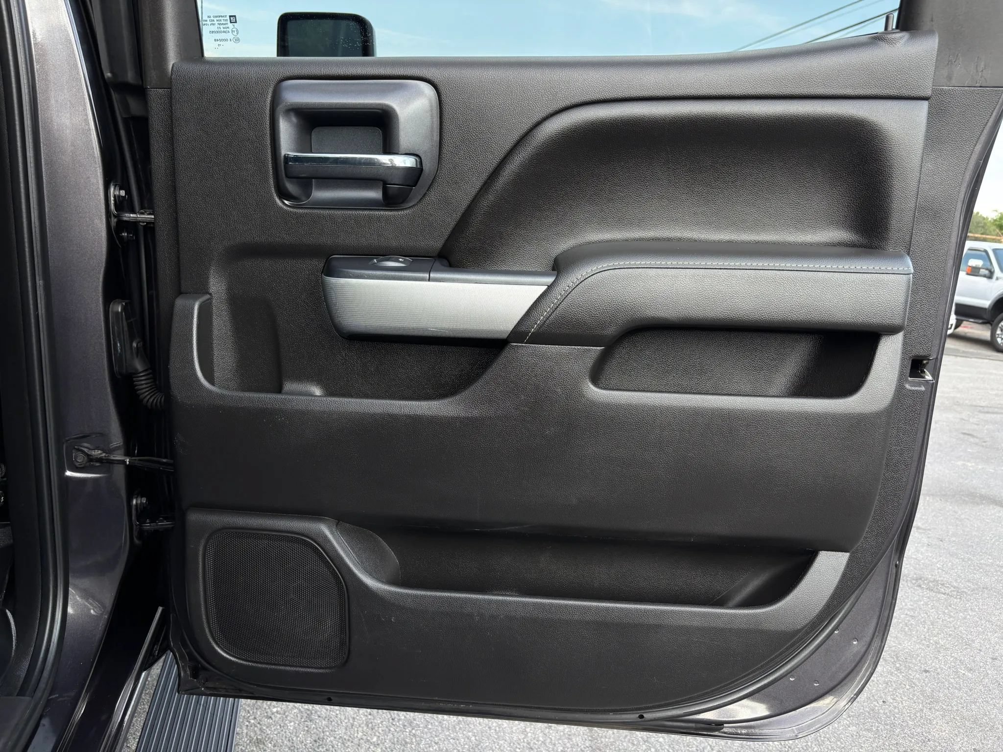 Used 2015 Chevrolet Silverado 2500 LTZ w/ Duramax Plus Package AWD/4WD image 24