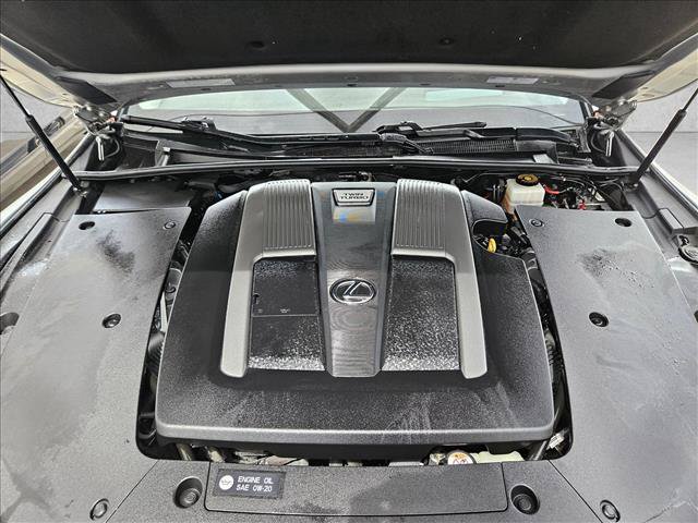 Used 2018 Lexus LS 500 w/ Interior Upgrade Package RWD image 26