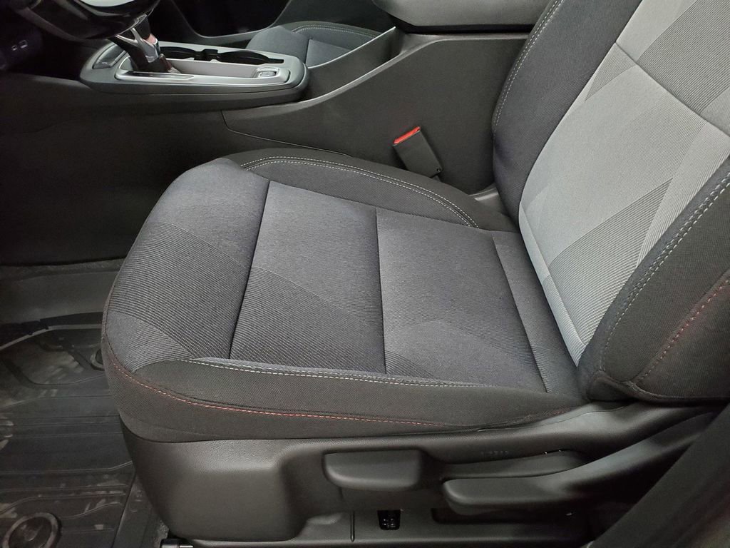 New 2026 Chevrolet Trax RS w/ Sunroof Package image 13