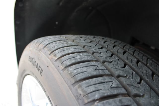 Used 2020 Chevrolet Tahoe Premier AWD/4WD image 13