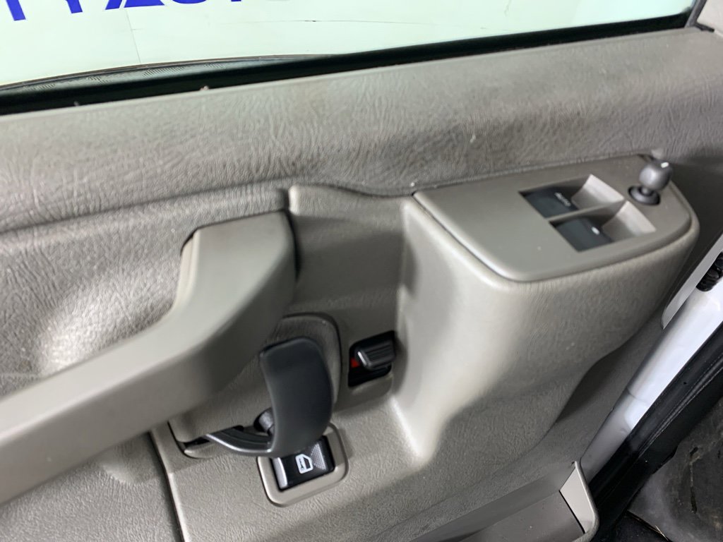 Used 2021 Chevrolet Express 2500 w/ Driver Convenience Package image 15