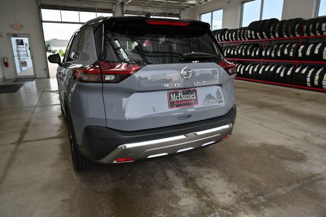 Used 2021 Nissan Rogue Platinum FWD image 7