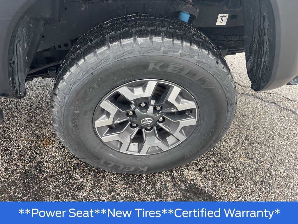 Used 2023 Toyota Tacoma TRD Off-Road image 44