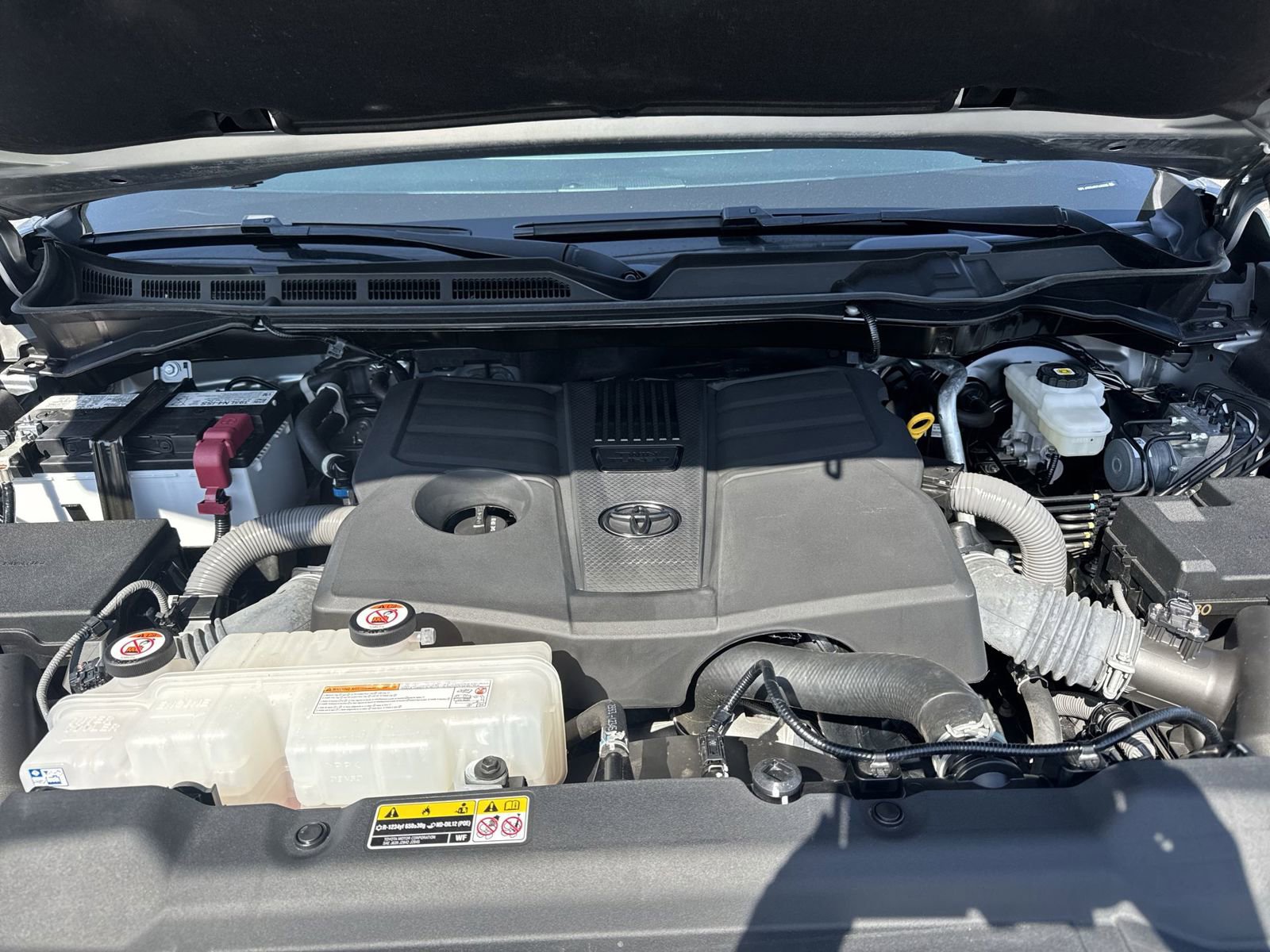 Used 2024 Toyota Tundra SR5 w/ SR5 Premium Package image 32