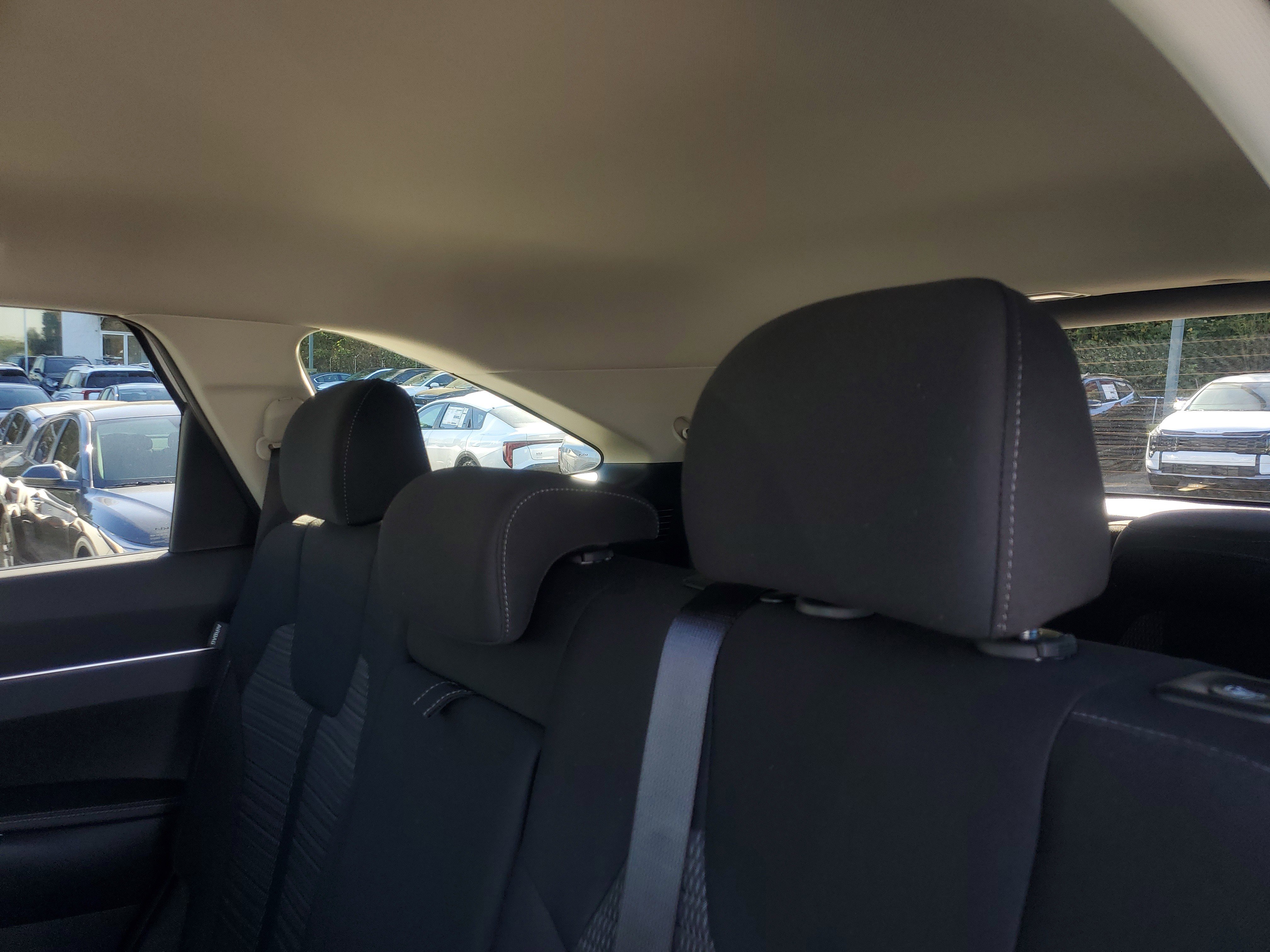 New 2026 Kia Sorento LX image 9