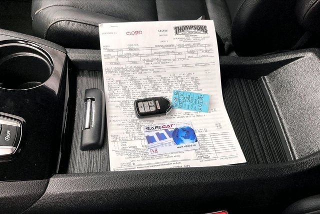 Used 2021 Honda Pilot Touring image 11
