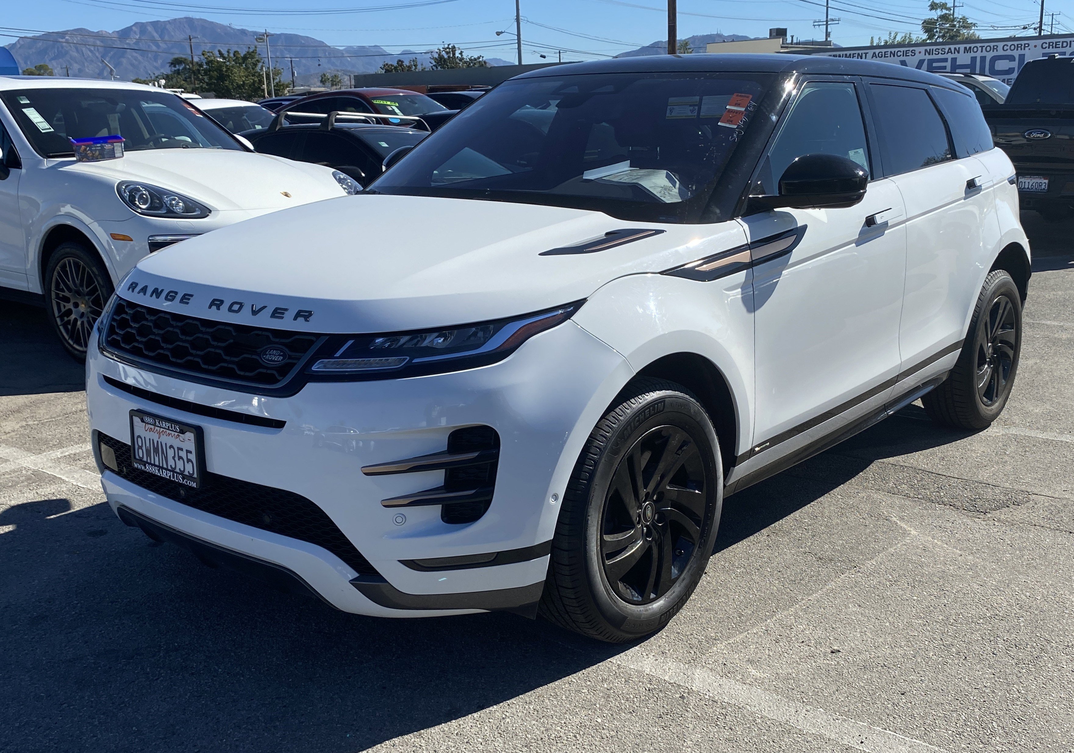 Used 2021 Land Rover Range Rover Evoque R-Dynamic S AWD/4WD image 2
