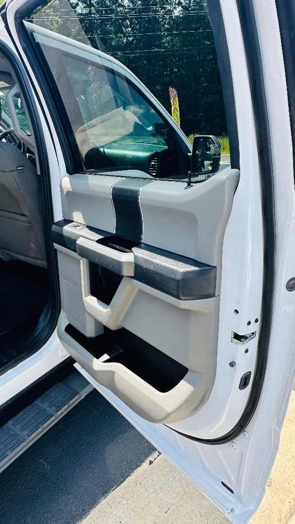 Used 2017 Ford F150 XLT image 15