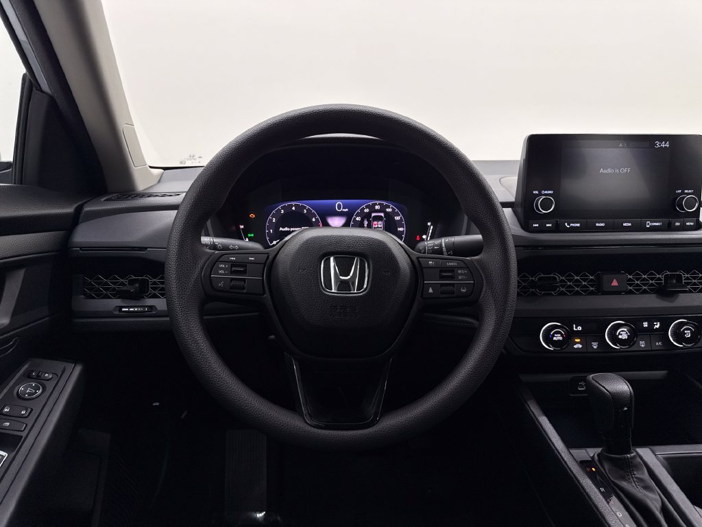 Used 2025 Honda Accord LX image 14