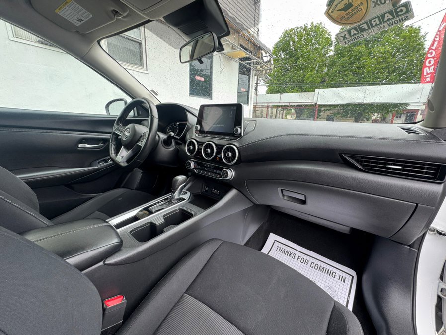 Used 2024 Nissan Sentra SV w/ All-Weather Package FWD image 30
