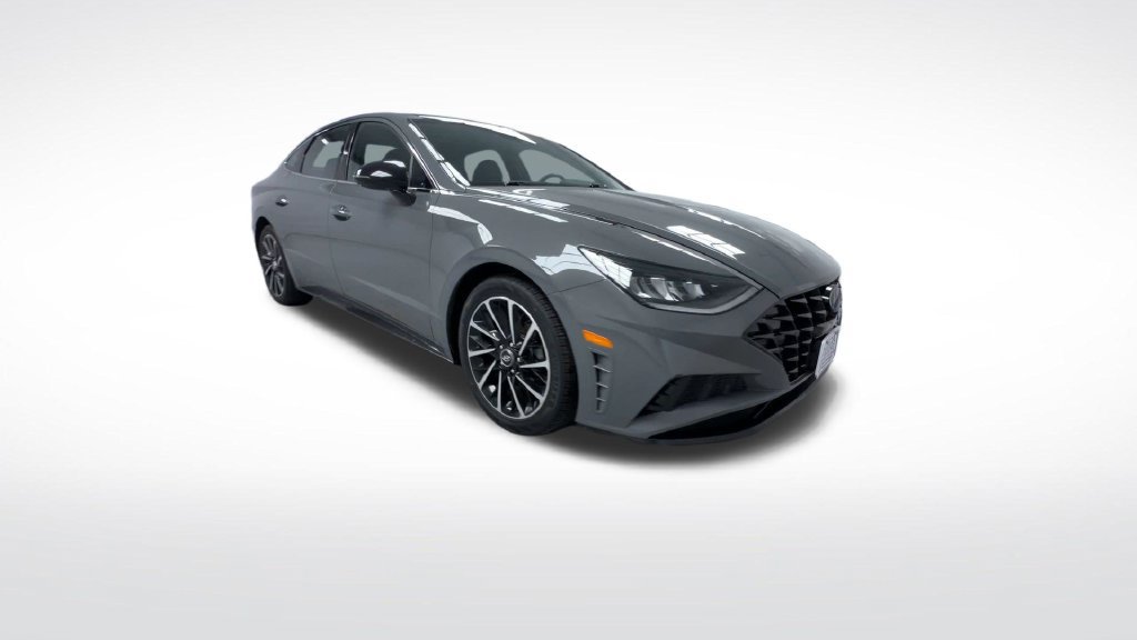 Used 2020 Hyundai Sonata SEL Plus w/ Tech Package FWD image 2