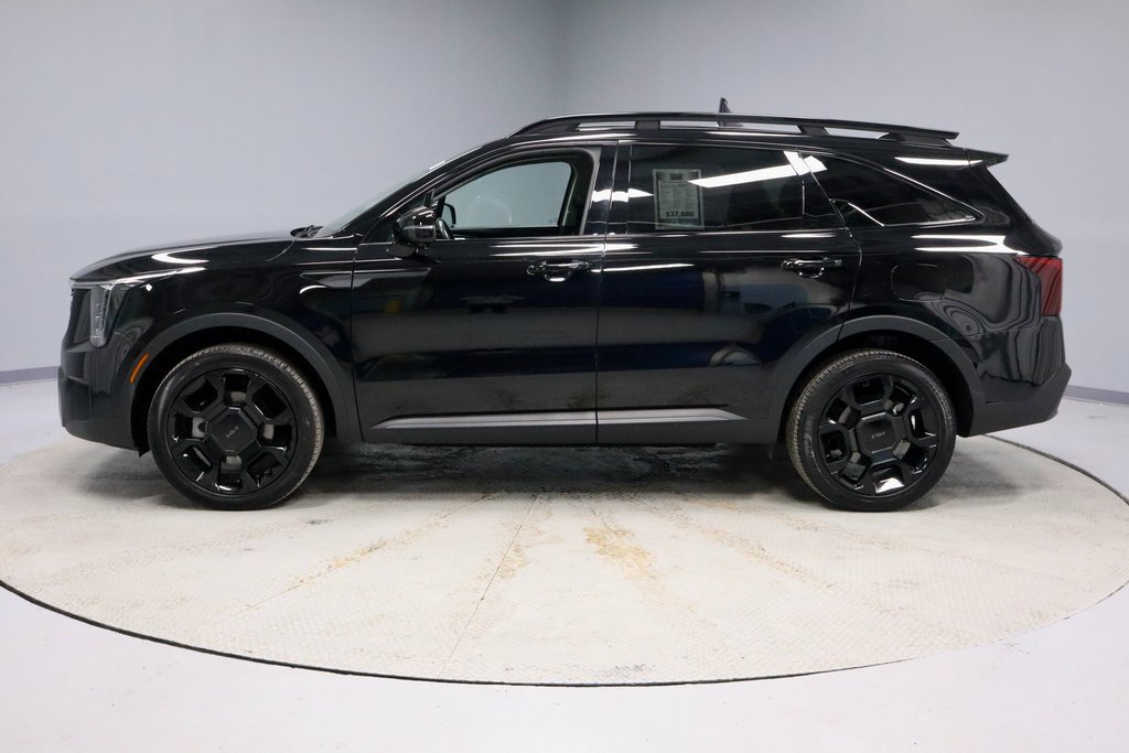 Used 2025 Kia Sorento SX image 10