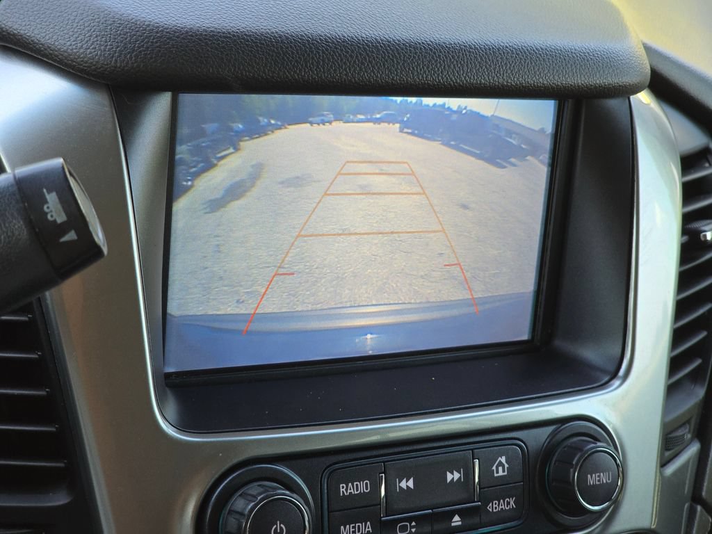 Used 2020 Chevrolet Suburban LT RWD image 9