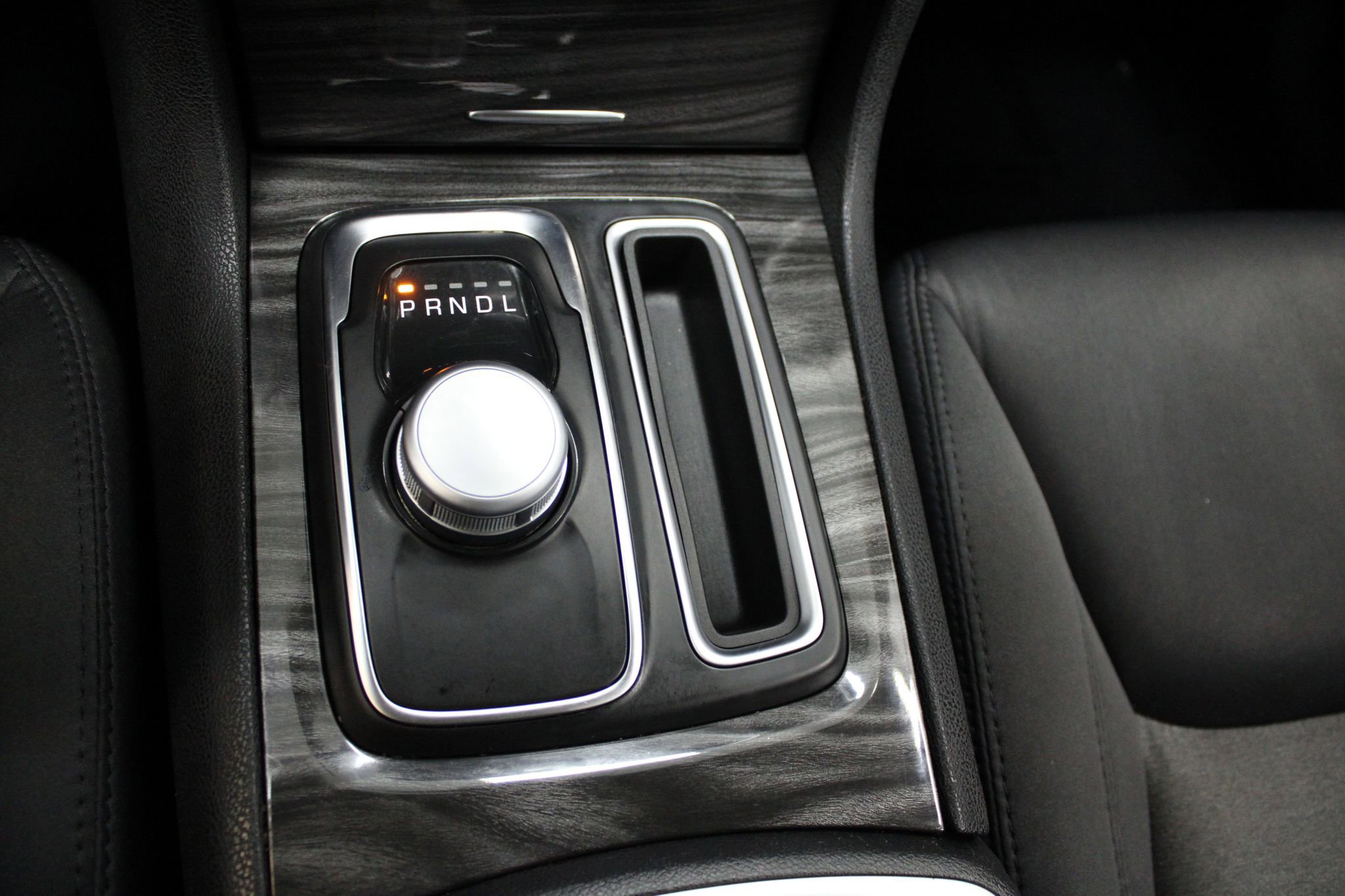 Used 2022 Chrysler 300 Touring w/ Sport Appearance Package RWD image 33