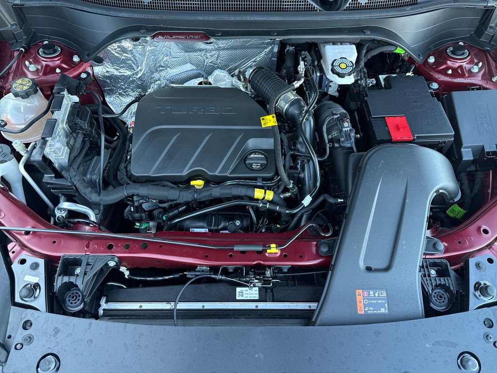 Used 2025 Chevrolet Trax RS image 24