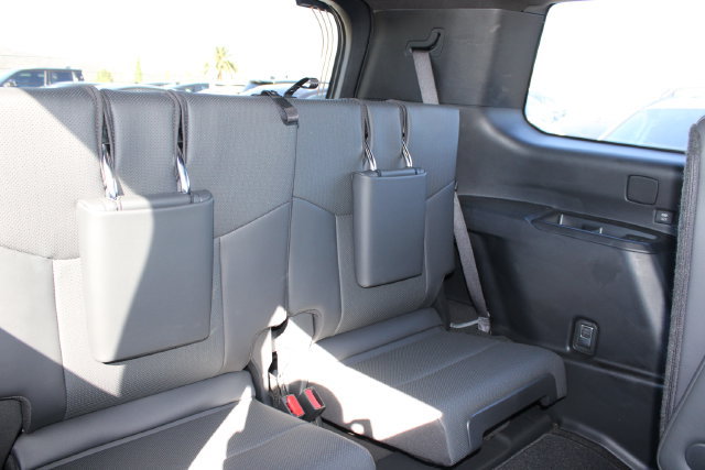 Certified 2025 Lexus GX 550 w/ Accessory Package (31) AWD/4WD image 8