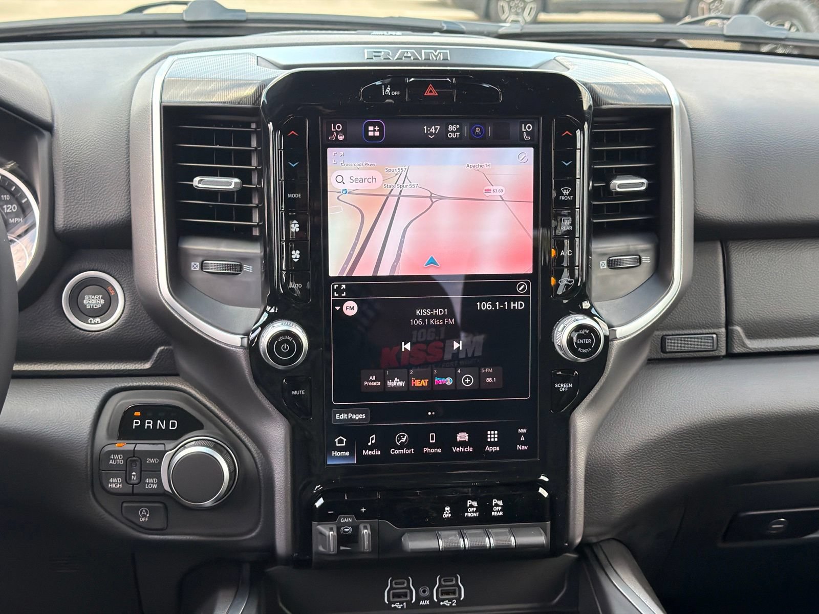 New 2027 RAM 1500 4x4 Crew Cab image 22