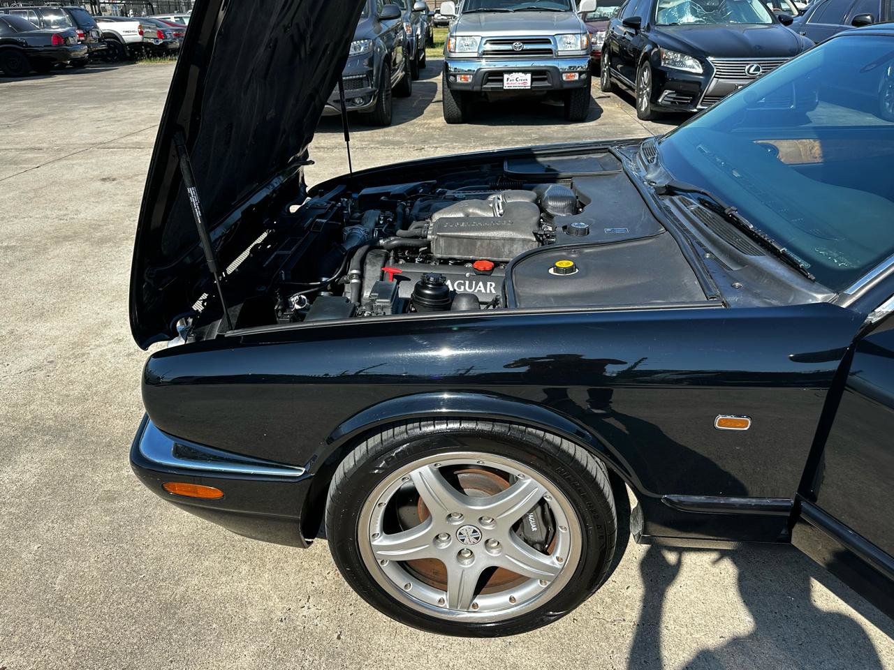 Used 2003 Jaguar XJ8 RWD image 15