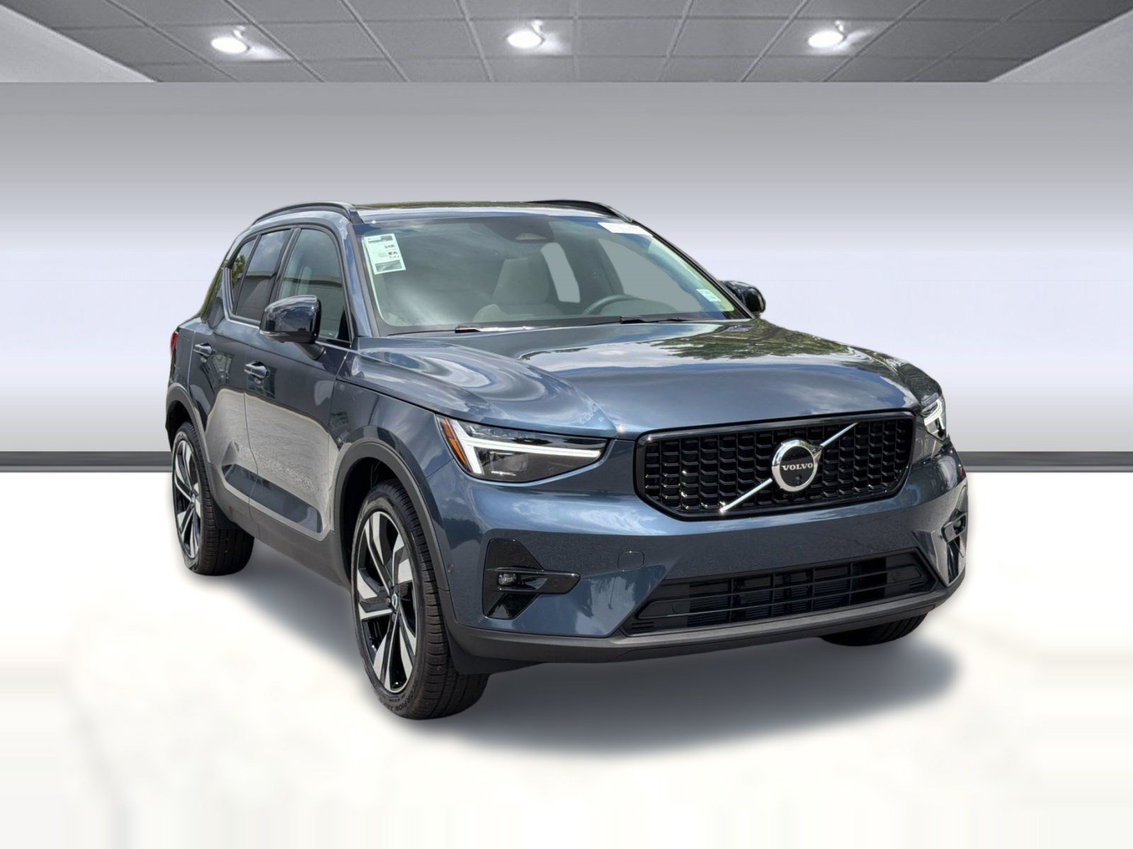 New 2026 Volvo XC40 B5 Ultra w/ Protection Package AWD/4WD image 7