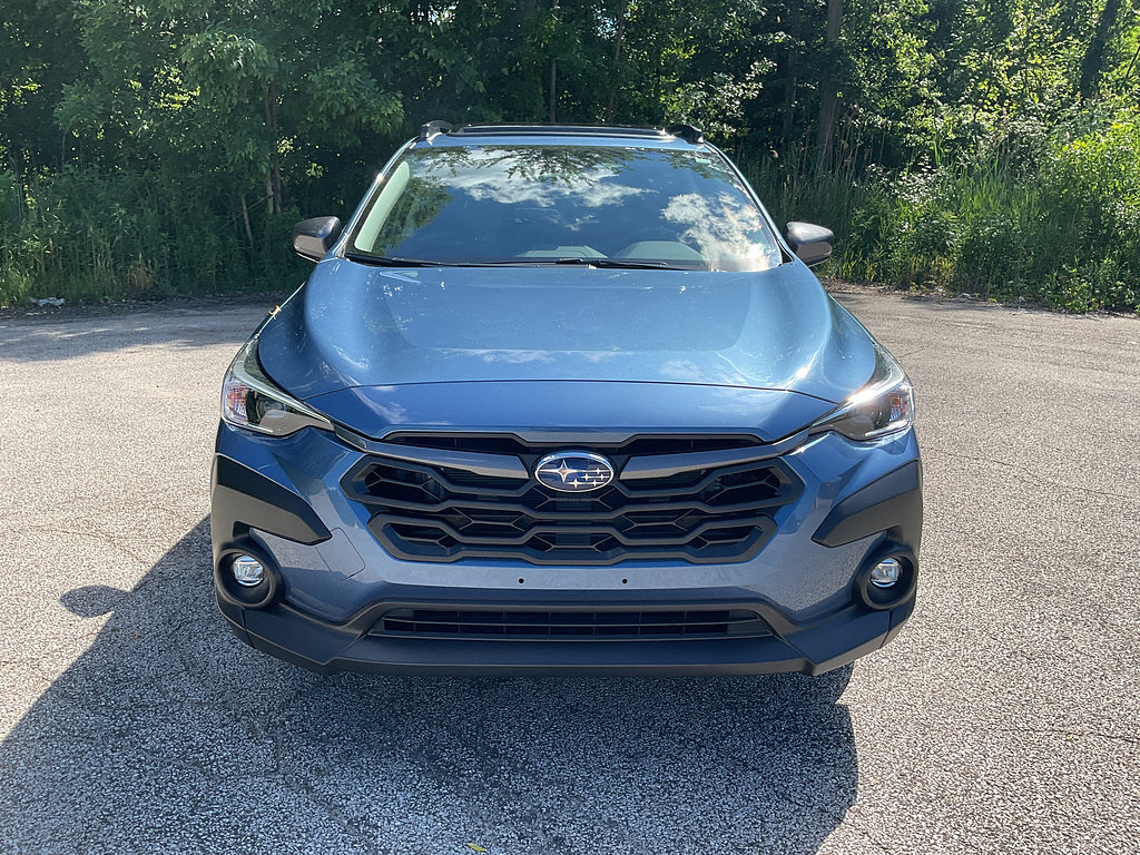 Used 2024 Subaru Crosstrek 2.0i Premium AWD/4WD image 2