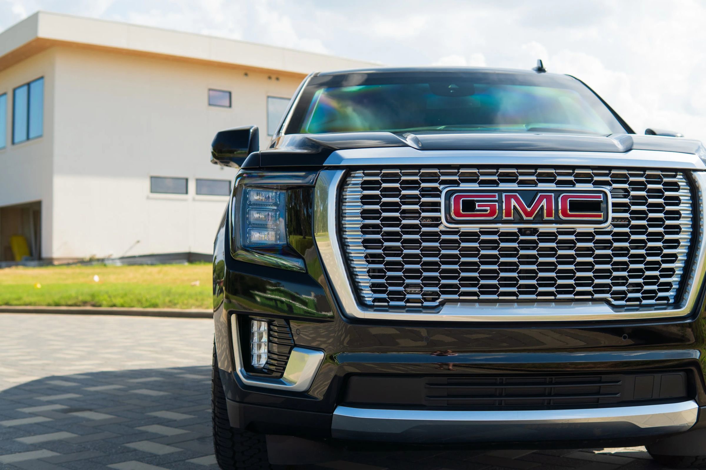 Used 2024 GMC Yukon Denali w/ Max Trailering Package image 15