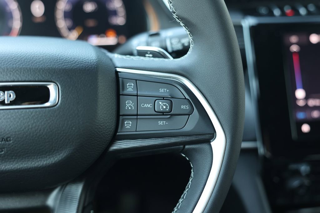 New 2025 Jeep Grand Cherokee Laredo w/ MOPAR Finishing Package image 24