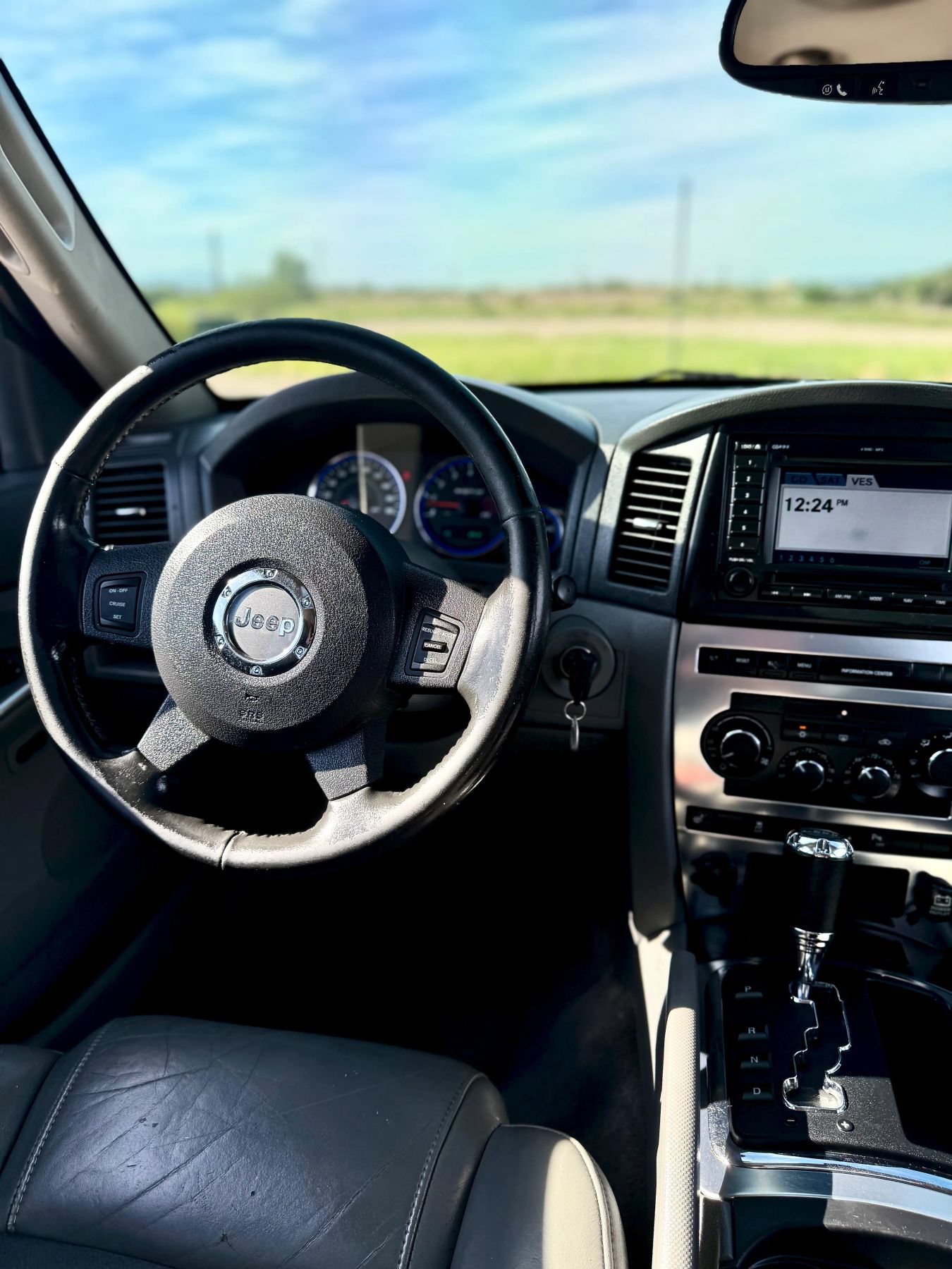 Used 2007 Jeep Grand Cherokee SRT8 w/ SRT Option Group I AWD/4WD image 35