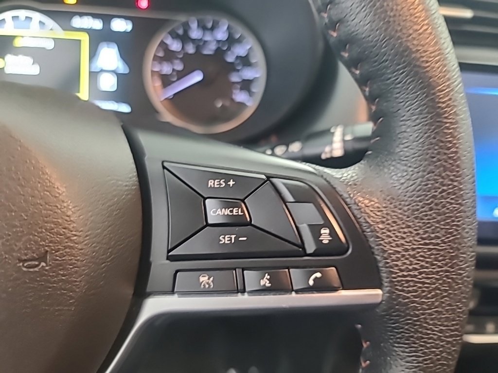 Used 2024 Nissan Versa SR FWD image 29