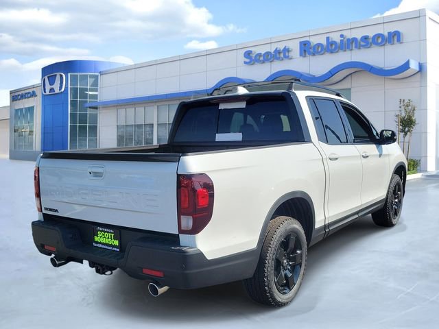 New 2026 Honda Ridgeline Black Edition image 4