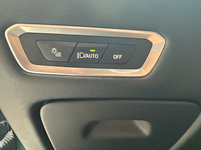 Used 2025 BMW X7 xDrive40i AWD/4WD image 29