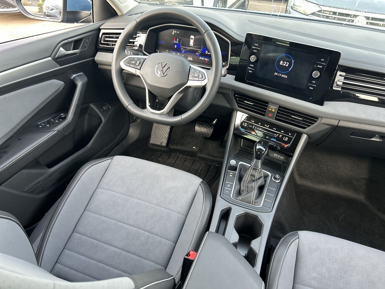 New 2027 Volkswagen Jetta SE FWD image 10