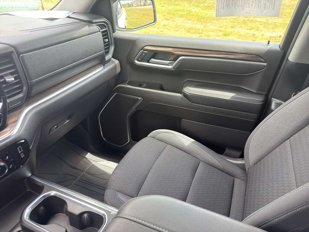 Used 2025 Chevrolet Silverado 1500 RST w/ Redline Edition AWD/4WD image 64