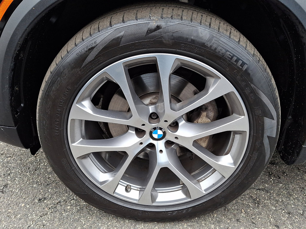Used 2019 BMW X5 xDrive40i w/ Convenience Package AWD/4WD image 9