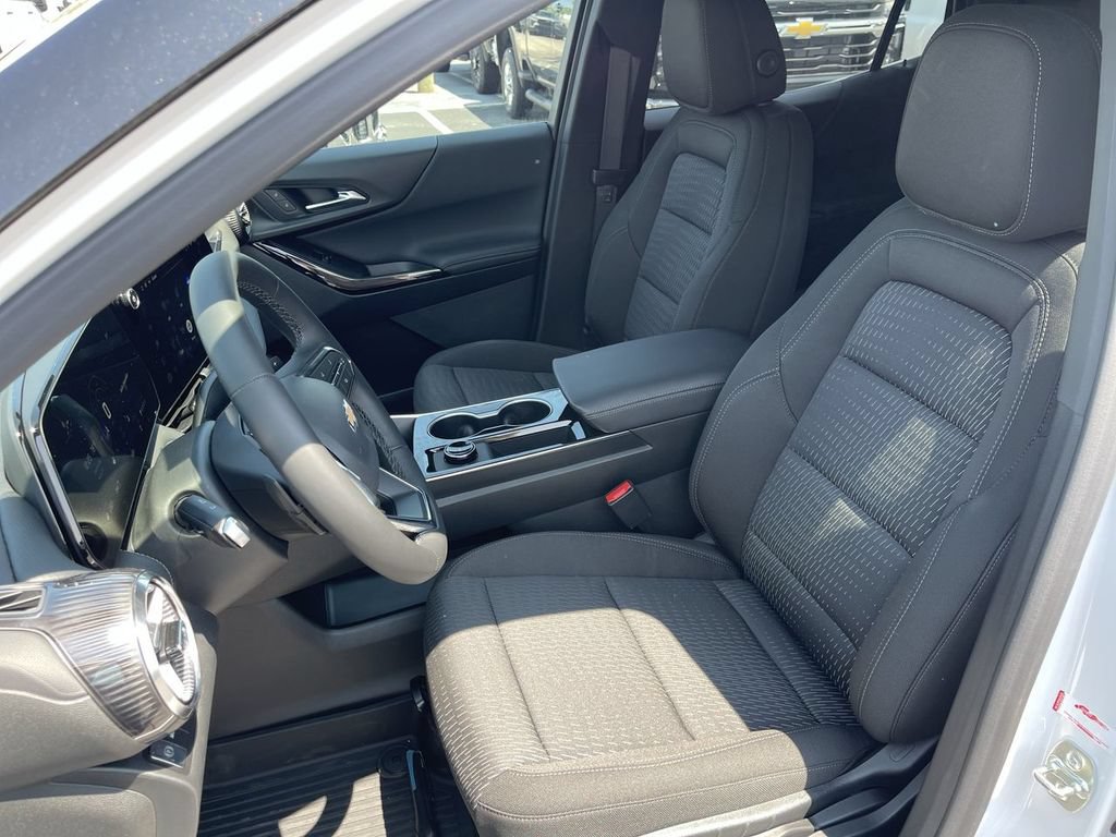 New 2026 Chevrolet Equinox LT w/ LPO, Floor Liner Package AWD/4WD image 11