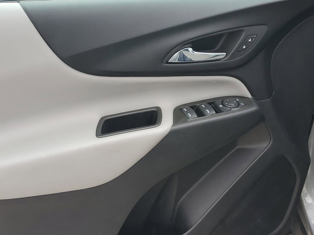 Certified 2023 Chevrolet Equinox LS AWD/4WD image 18