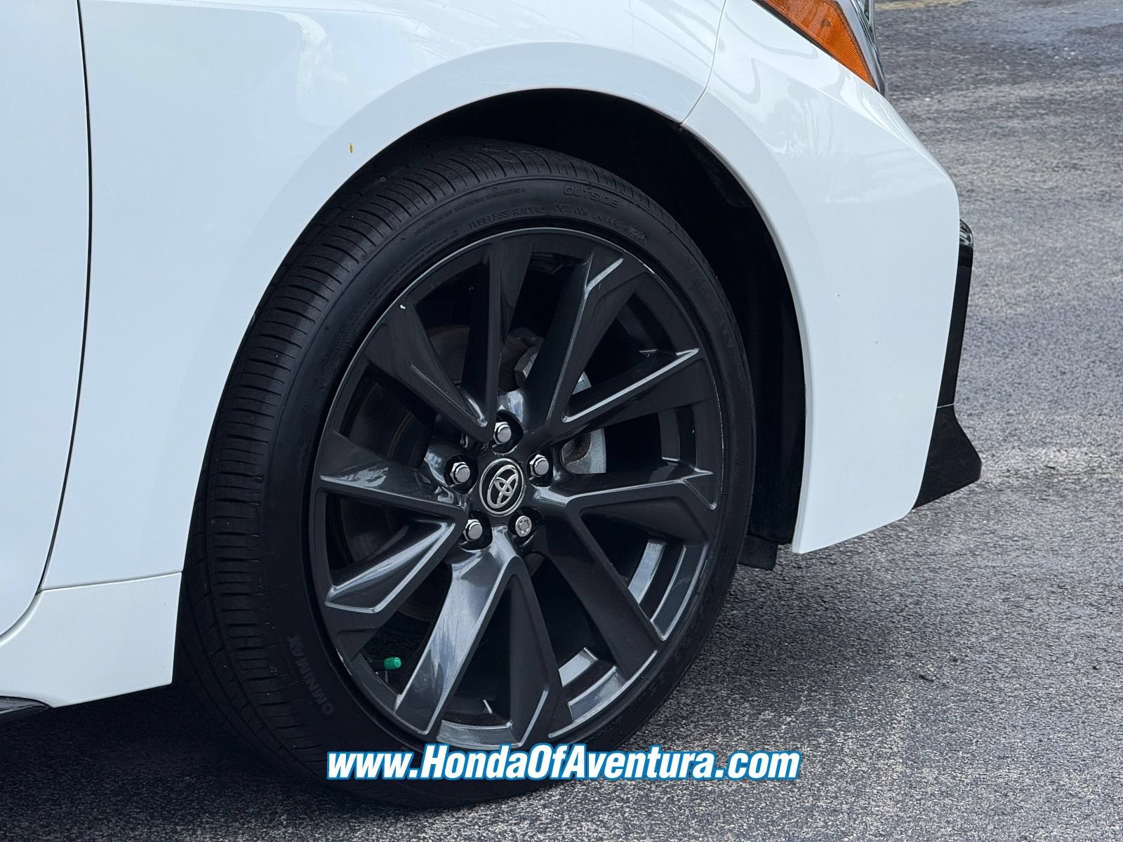 Used 2023 Toyota Corolla SE FWD image 6