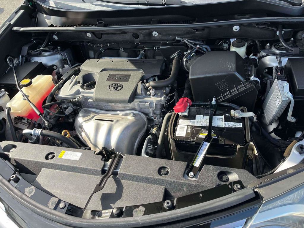 Used 2017 Toyota RAV4 XLE image 35