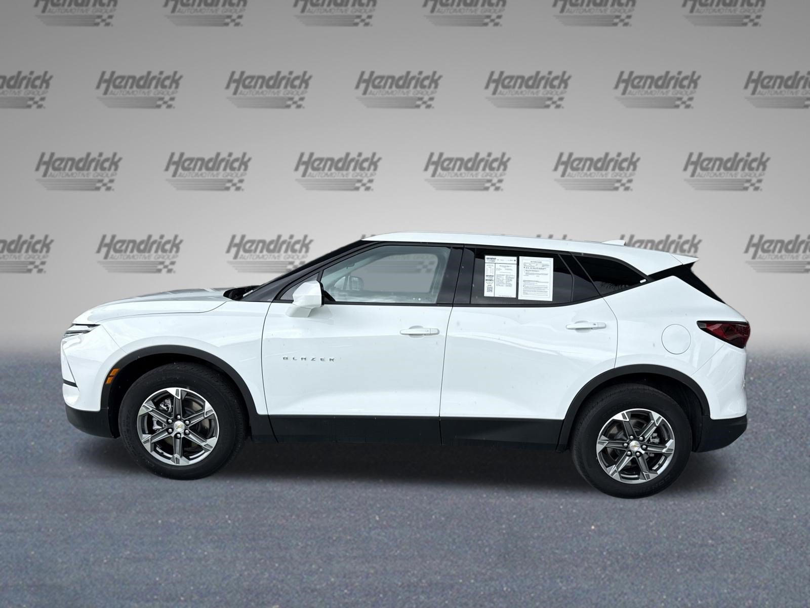 Used 2025 Chevrolet Blazer LT AWD/4WD image 6