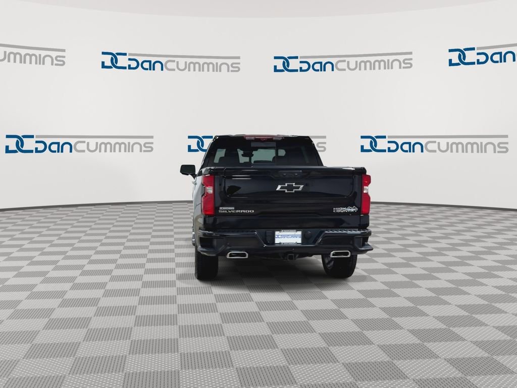 Used 2024 Chevrolet Silverado 1500 High Country w/ Technology Package AWD/4WD image 8