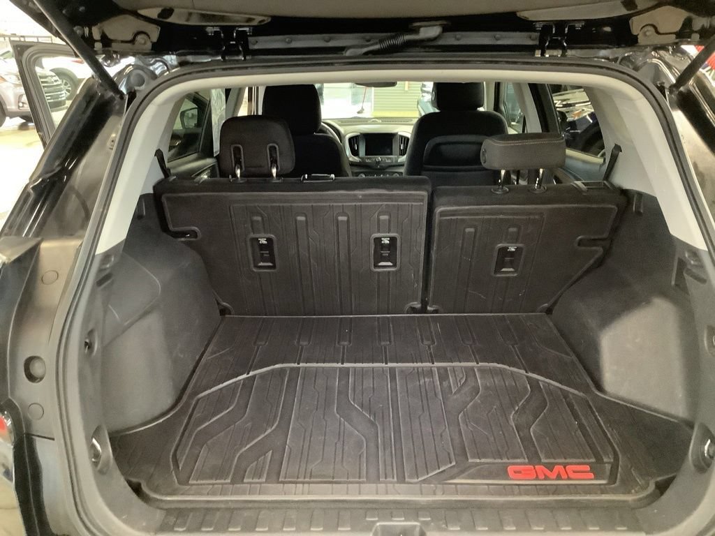 Used 2019 GMC Terrain SLE w/ LPO, Floor Liner Package FWD image 18