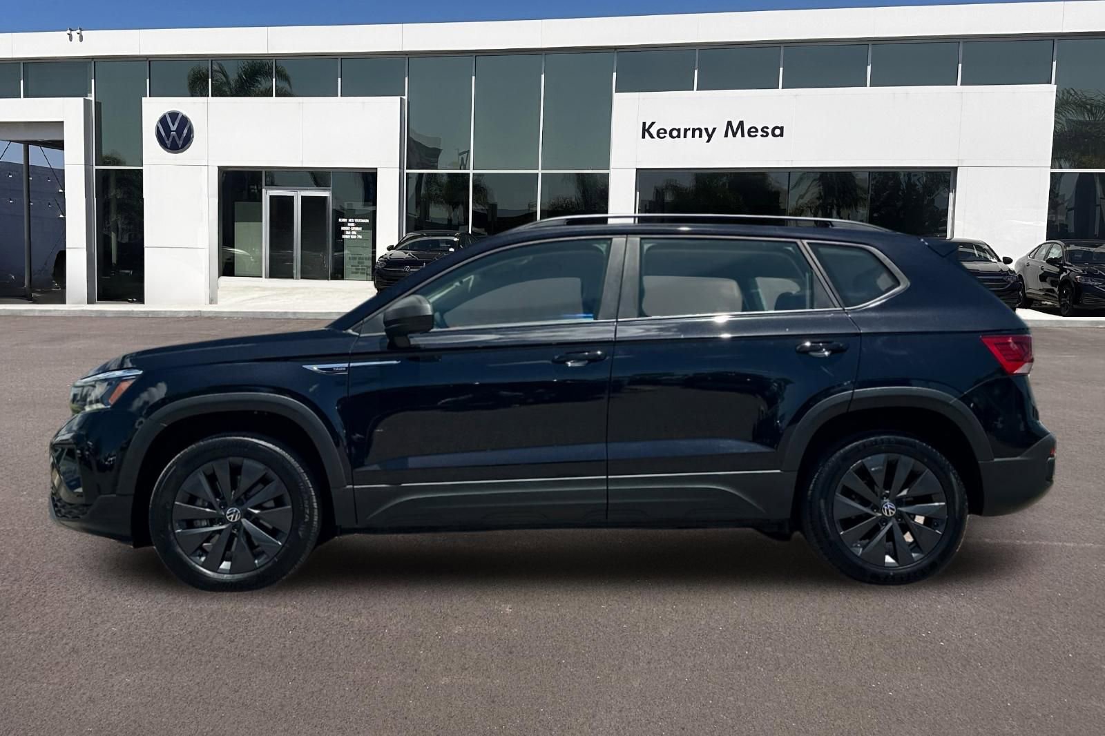 Used 2023 Volkswagen Taos S w/ Driver Assistance Package FWD image 7