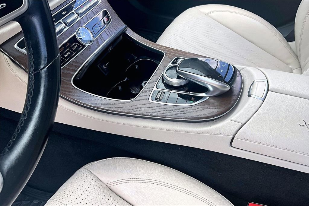 Used 2020 Mercedes-Benz E 350 Sedan image 19