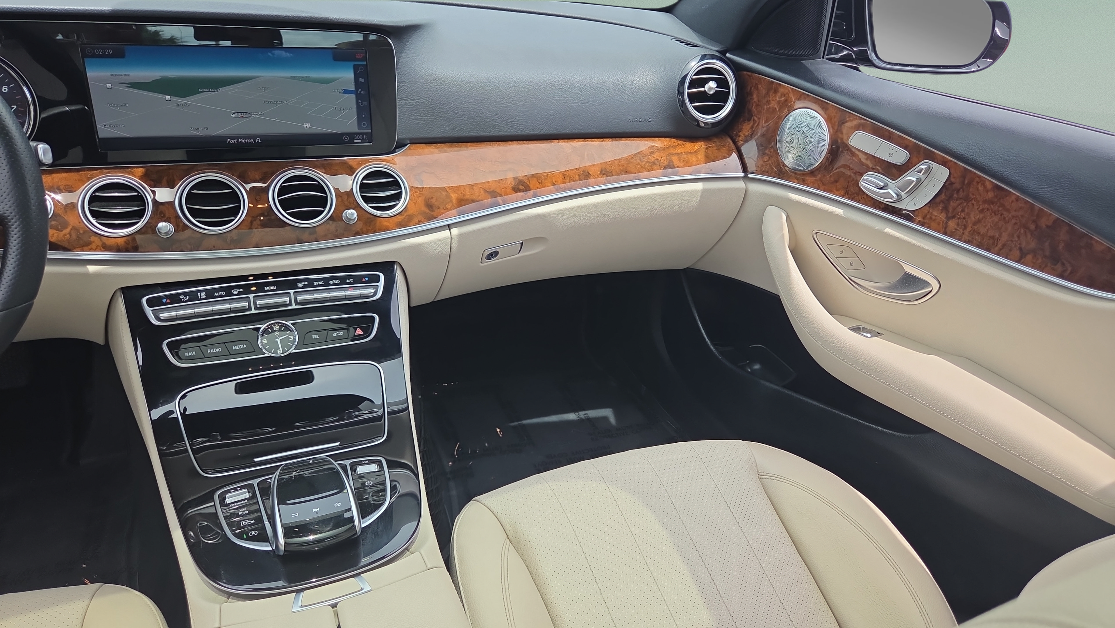 Used 2018 Mercedes-Benz E 300 image 14