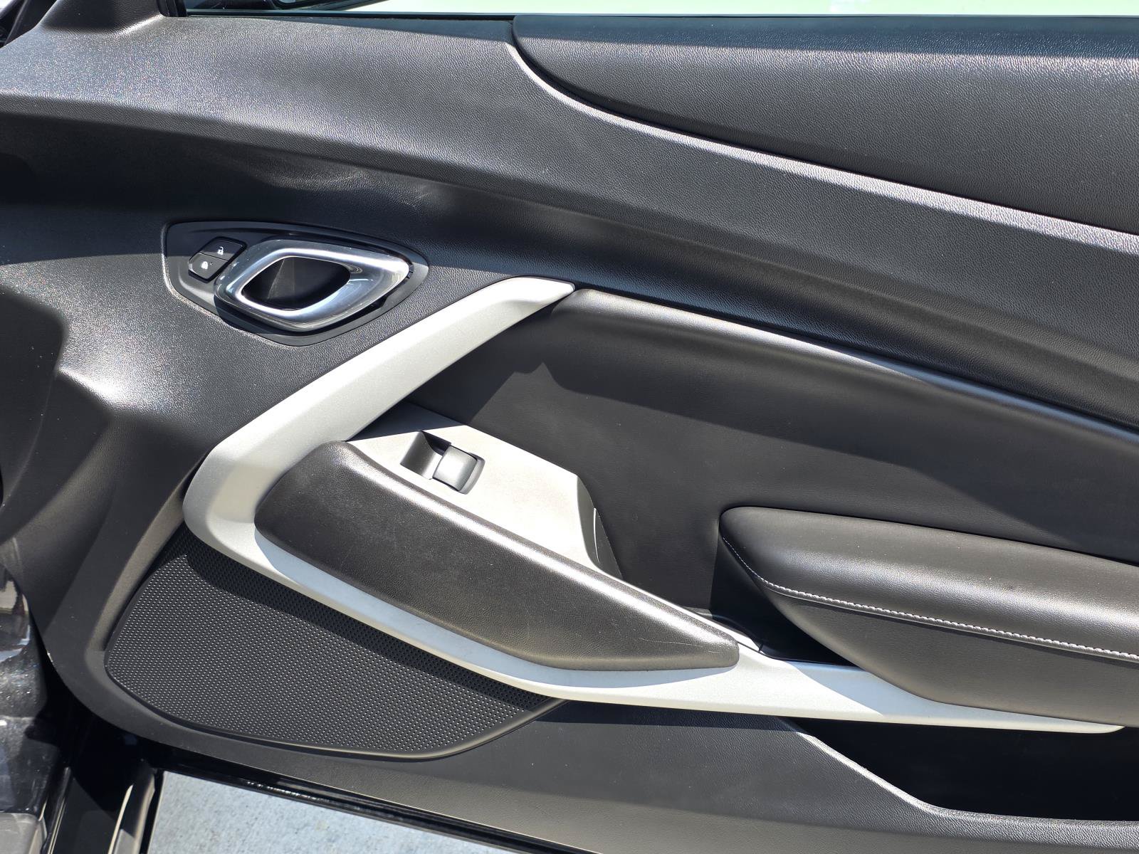 Used 2019 Chevrolet Camaro LT RWD image 12