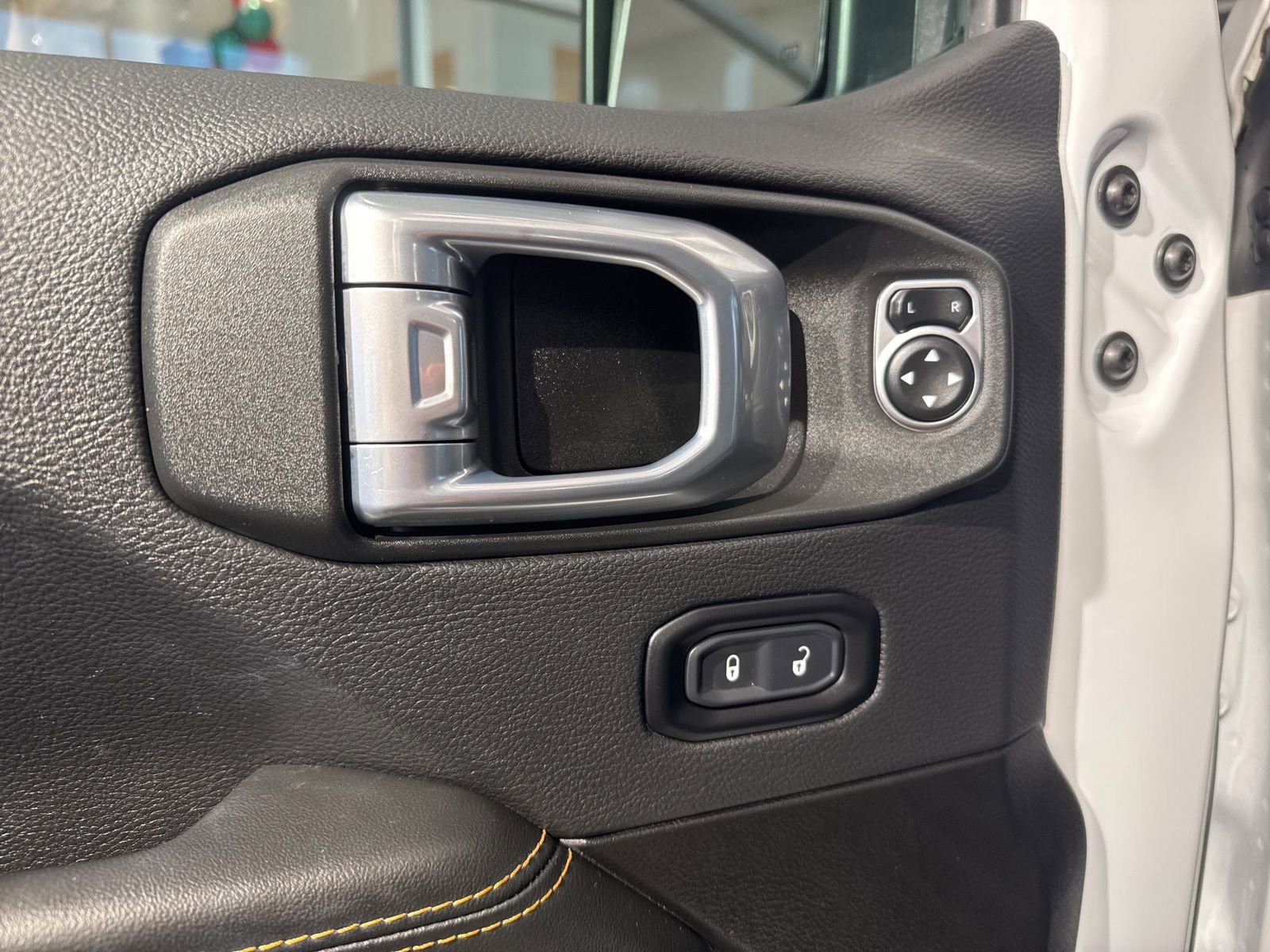 Used 2024 Jeep Wrangler Sahara w/ Technology Group image 19