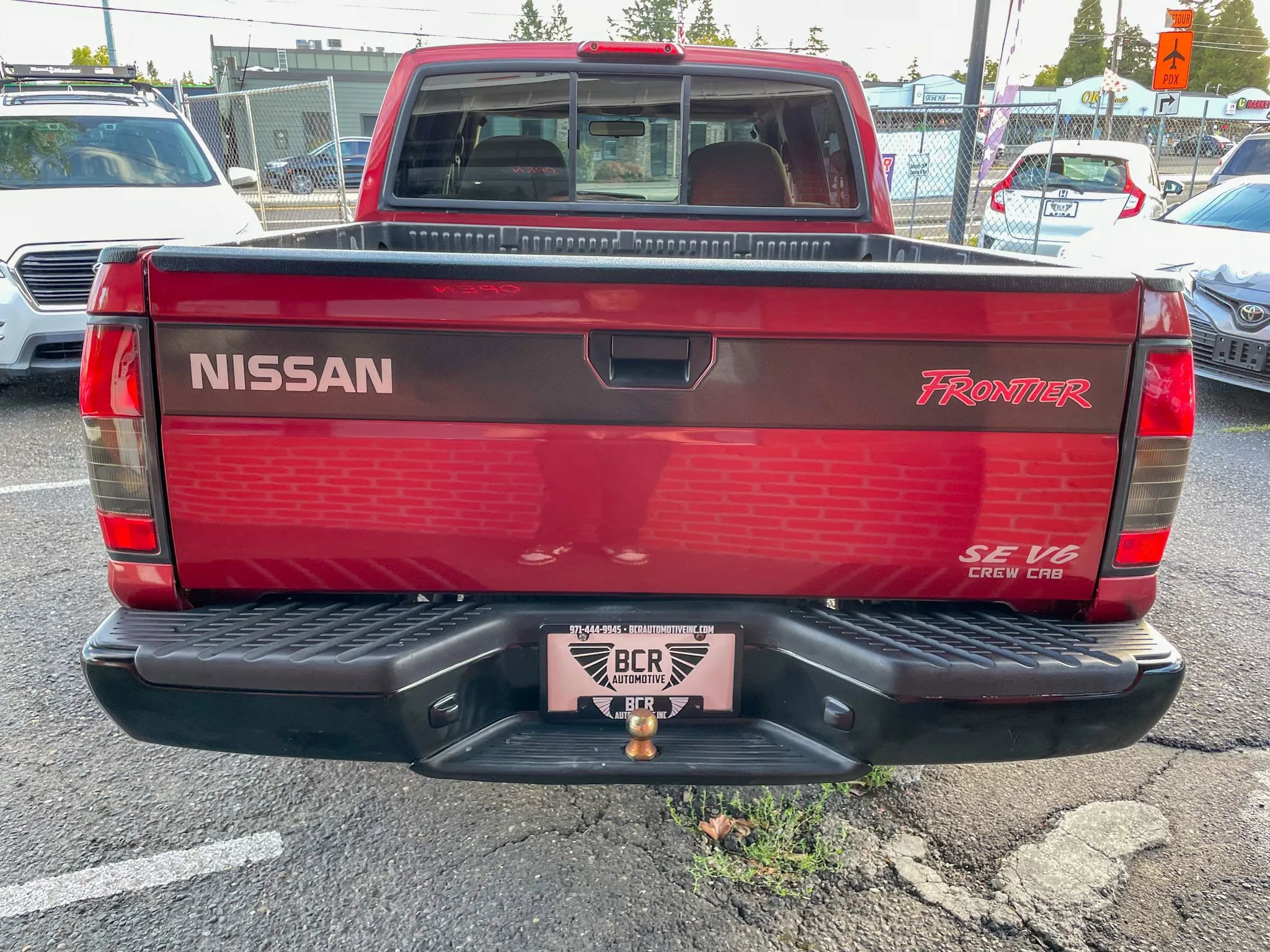 Used 2000 Nissan Frontier XE image 9